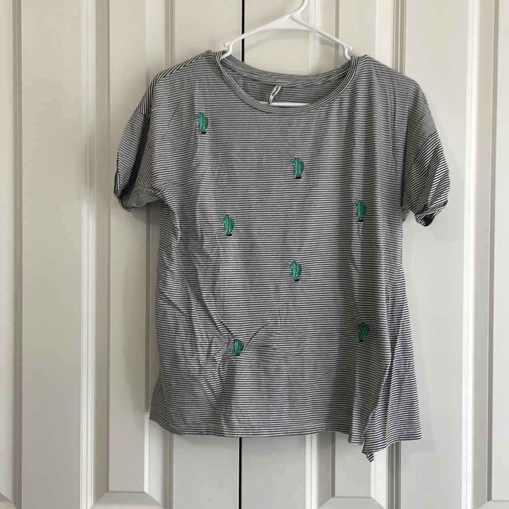 Striped shirt with cacti